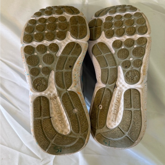 Under Armour Charged Assert 10 Running Shoes Womens Size 7.5 Sneakers Gray - Picture 5 of 7